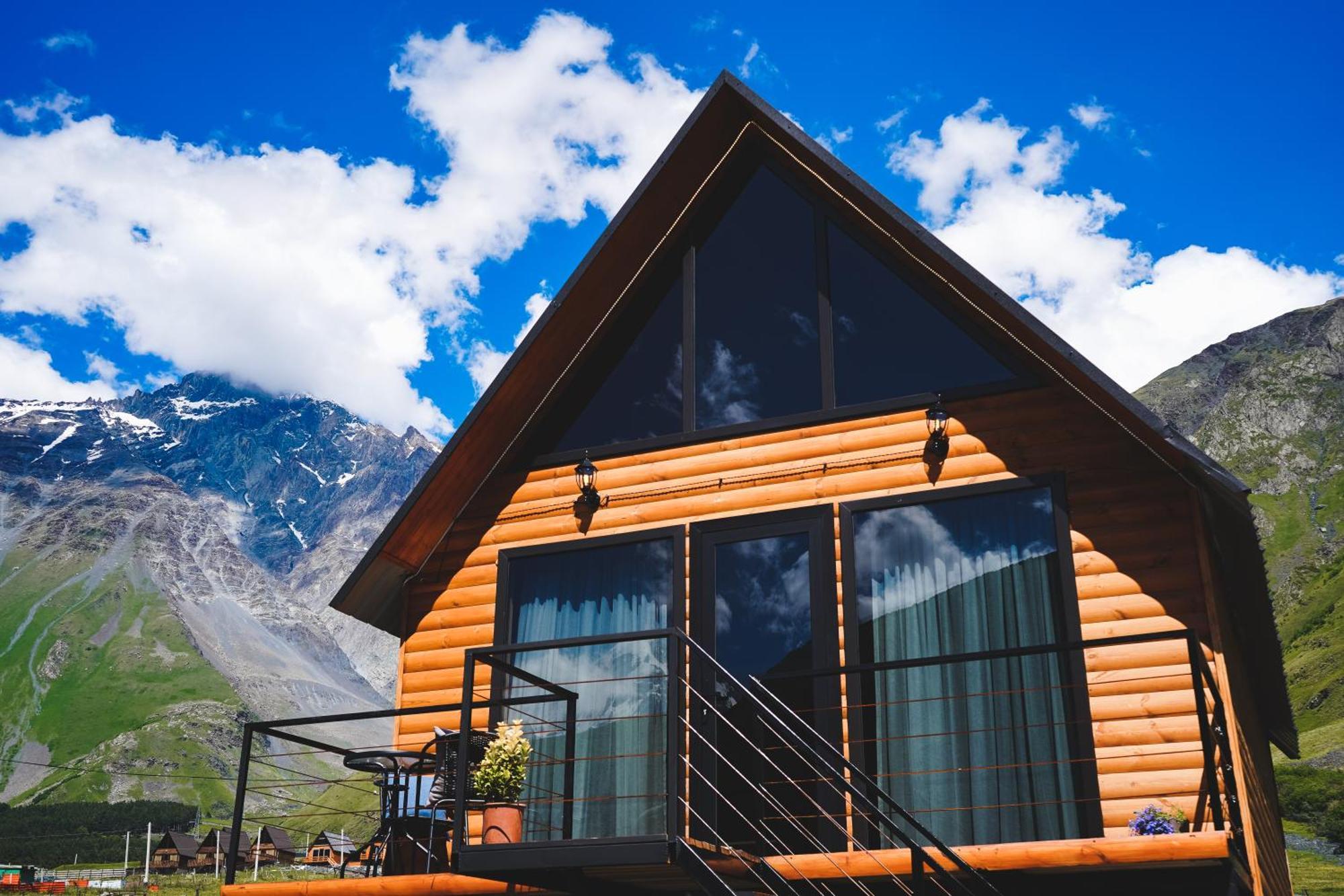 Traveler'S Cottages In Kazbegi Luaran gambar