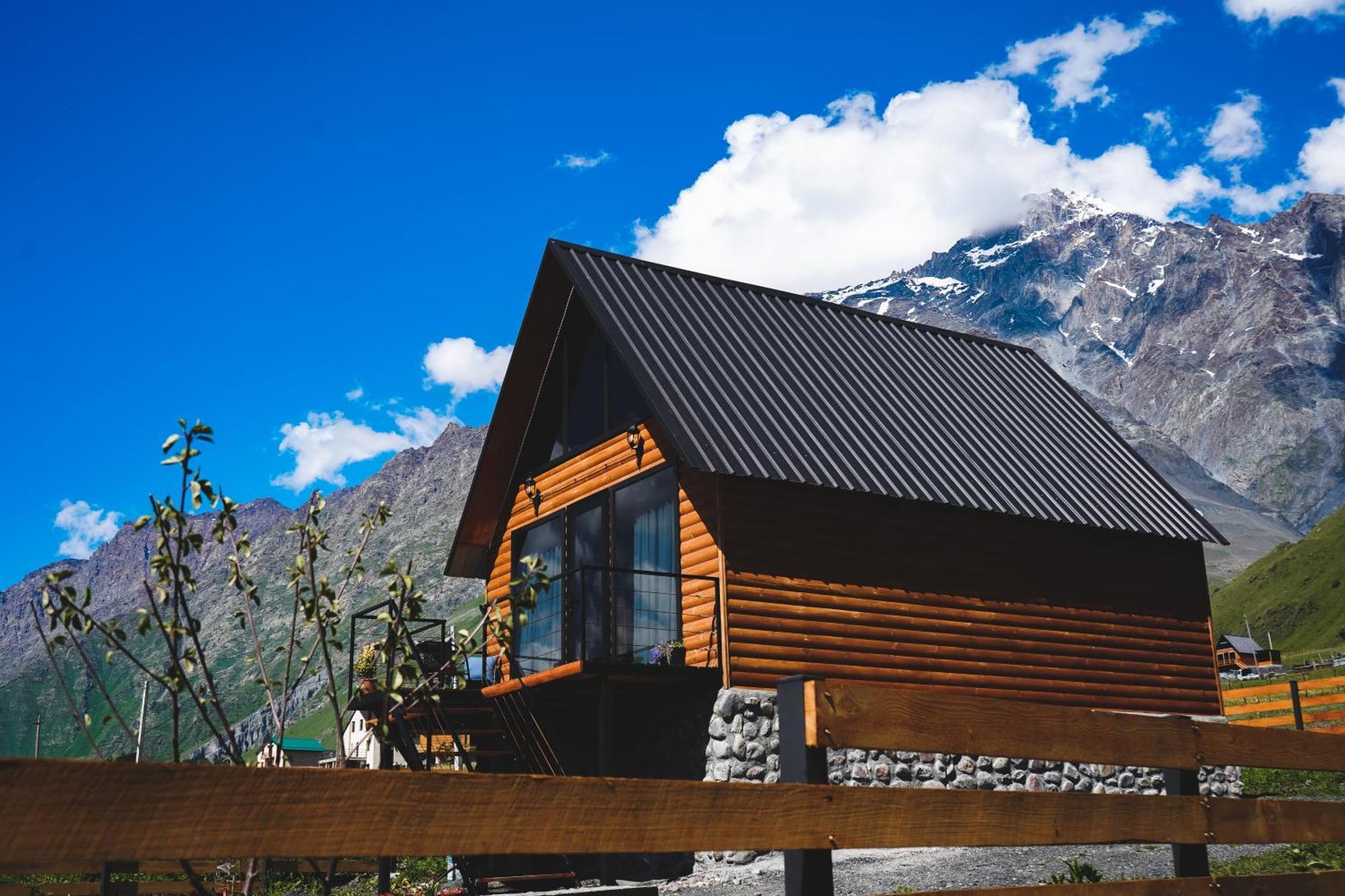 Traveler'S Cottages In Kazbegi Luaran gambar