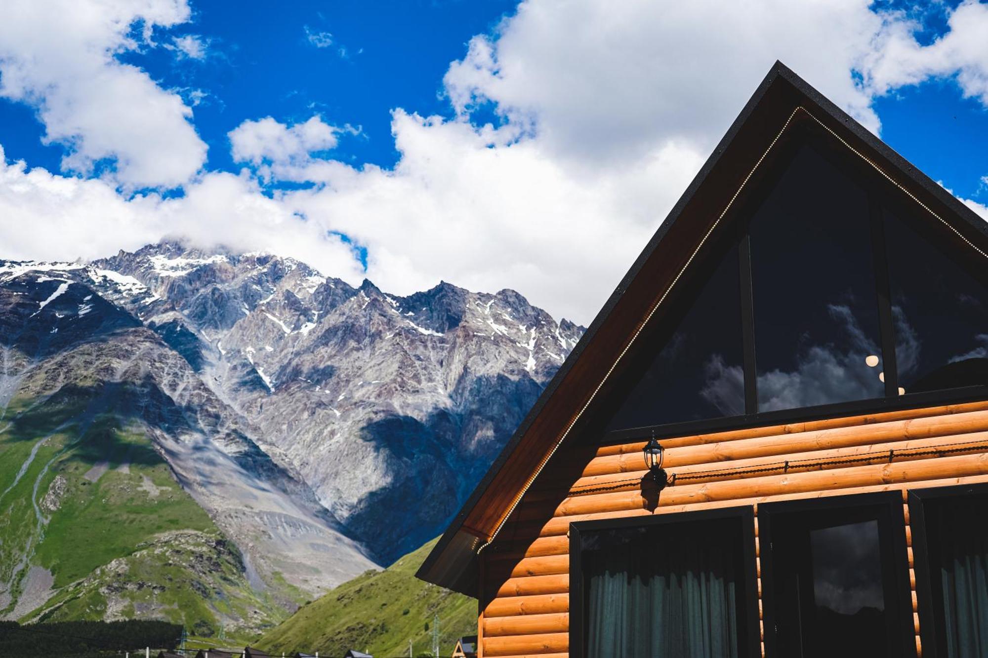 Traveler'S Cottages In Kazbegi Luaran gambar