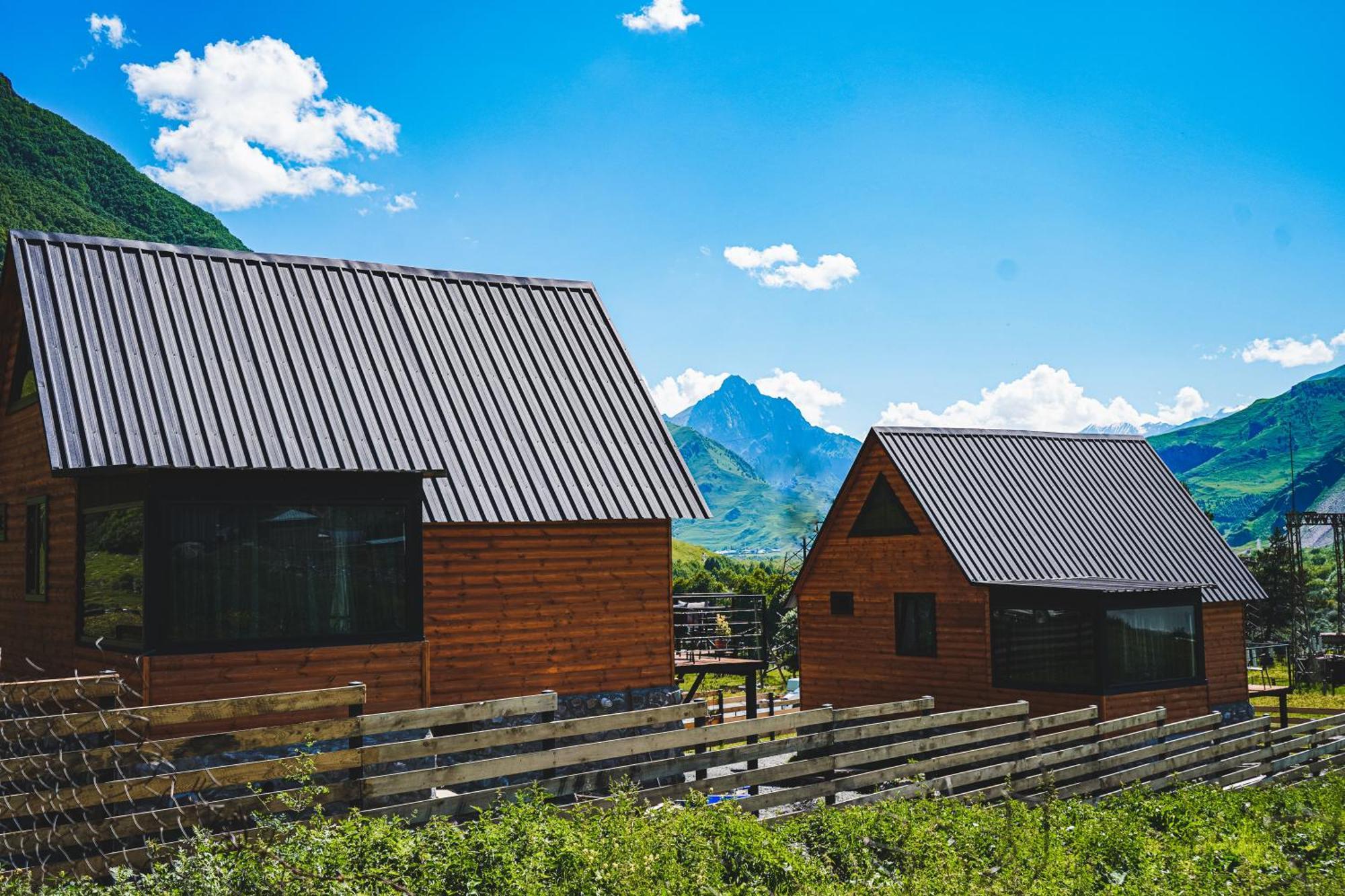 Traveler'S Cottages In Kazbegi Luaran gambar